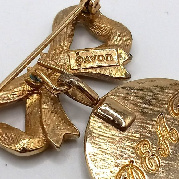 Vintage Avon Victorian Regard Faux Rhinestone DEAR Charm Pin Brooch‎ Gold Tone - Picture 2 of 3